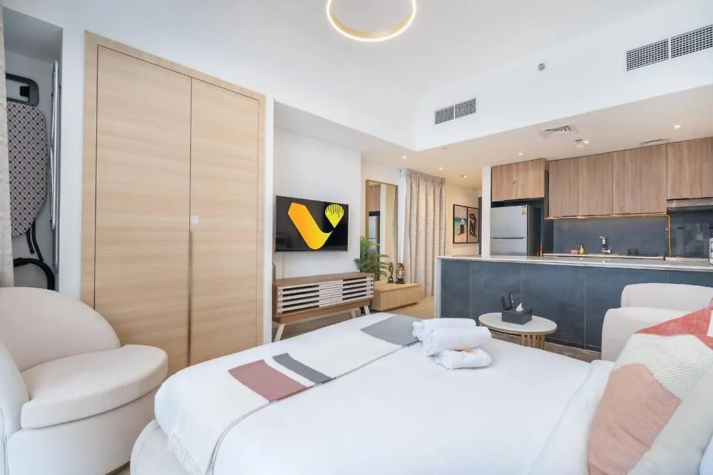 Appartamento Vogue Jvc - Regina Tower Dubai 0*,  Emirati Arabi Uniti